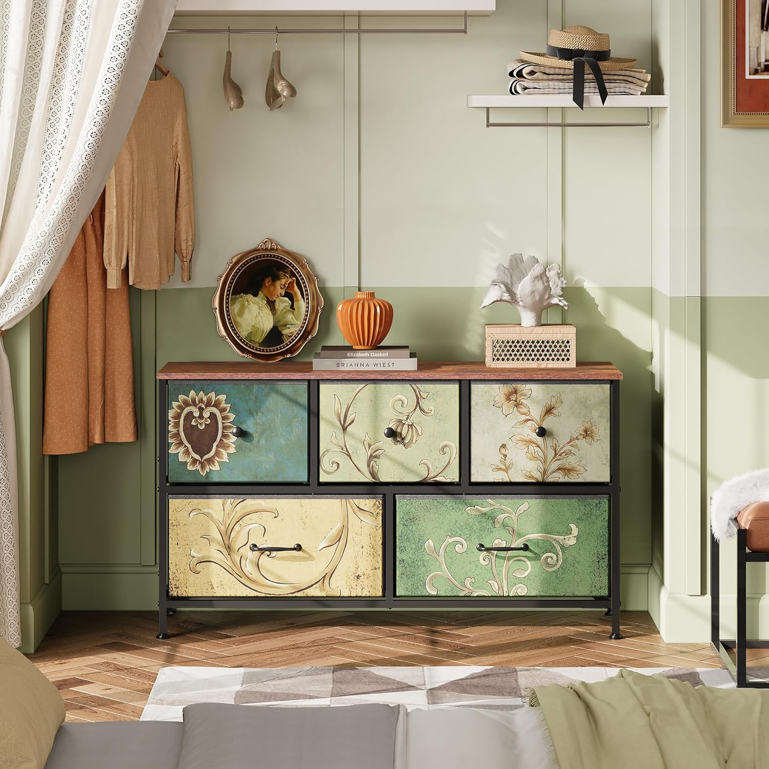 Commode vintage en bois avec cadre métallique